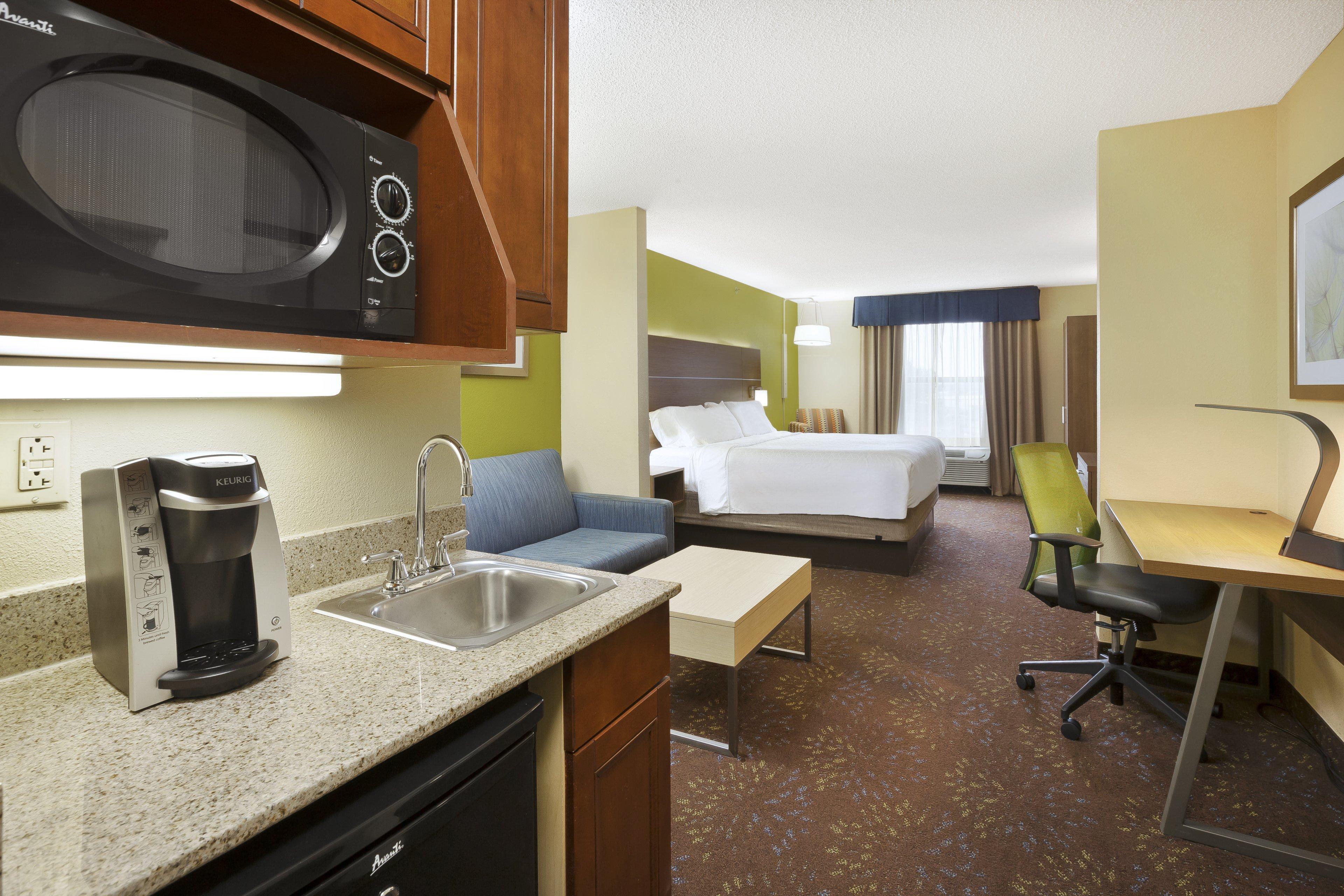 Holiday Inn Express Hotel & Suites Circleville By Ihg Exterior foto
